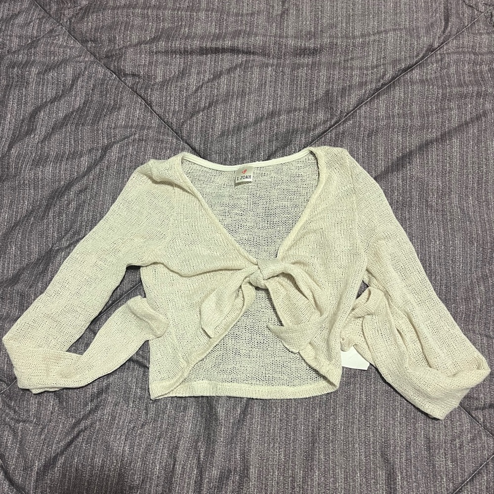 Cream Bowed Crop Top